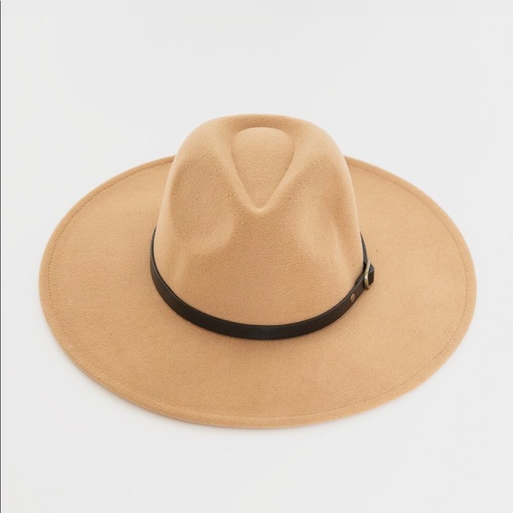 Tan Faux Leather Strap Fedora